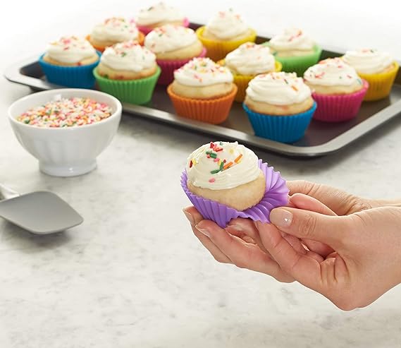 Amazon Basics Reusable Non-Stick Silicone Baking Cups